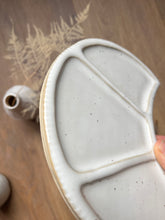 Load image into Gallery viewer, Moon paint palette Large 01