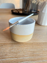 Load image into Gallery viewer, Artist brush cup