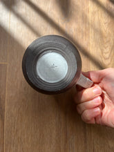 Load image into Gallery viewer, Ceramic mug engraved 03
